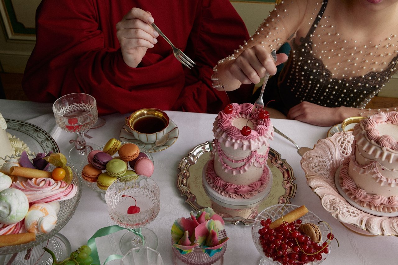  Does it look too pretty to eat? EAT IT. 