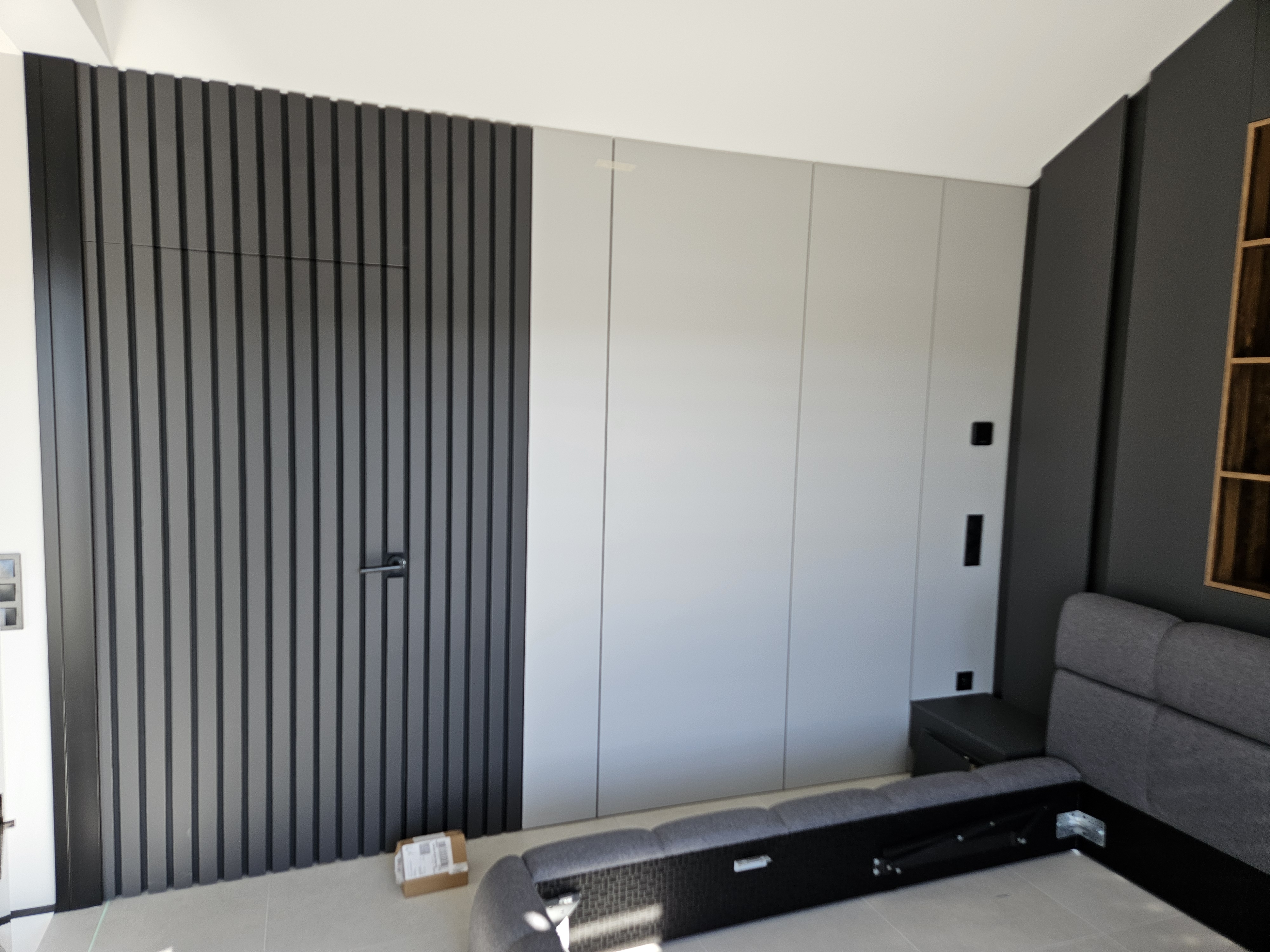 Casa en Fuenlabrada reformada por Qualum