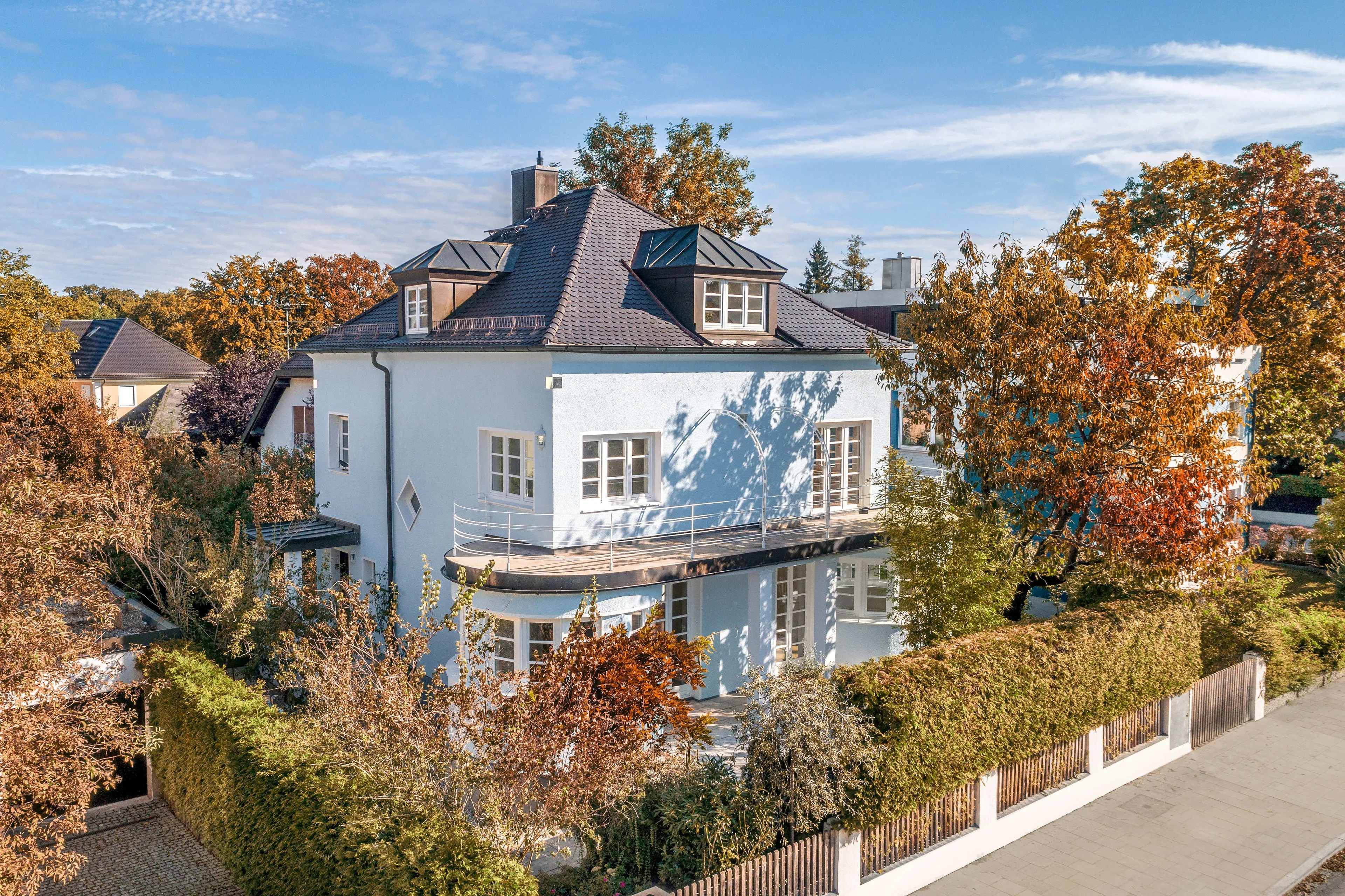 Hochwertiges Einfamilienhaus in Hamburg Blankenese in ruhiger Lage für Immobilienverkauf