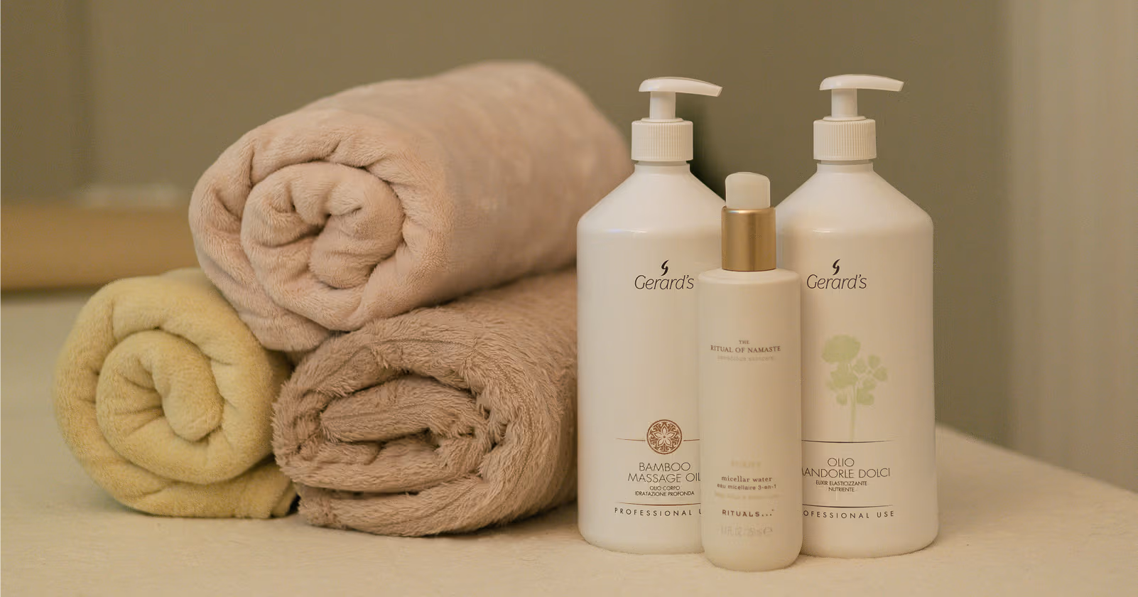 Рушники та косметика для масажних процедур