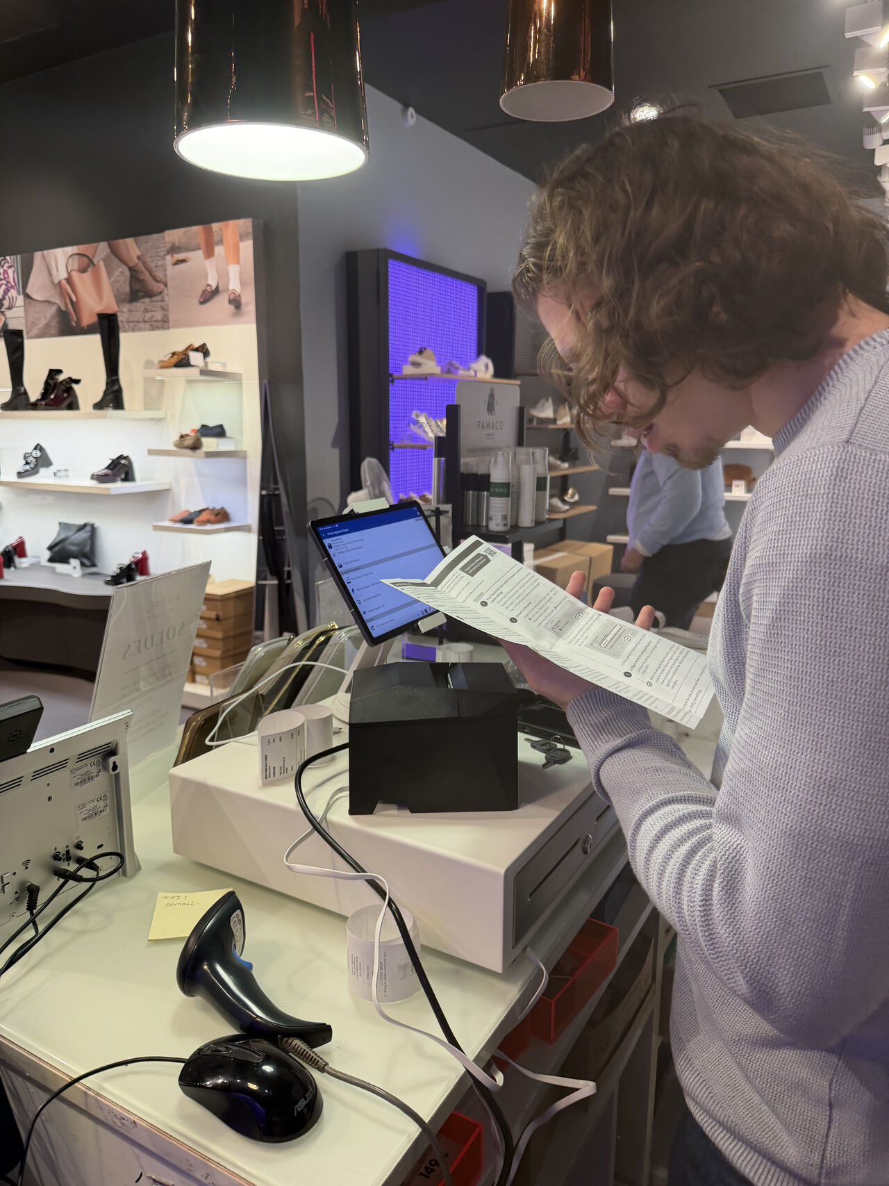 Boutique André unifiée avec Shopify POS, stocks et commandes synchronisés