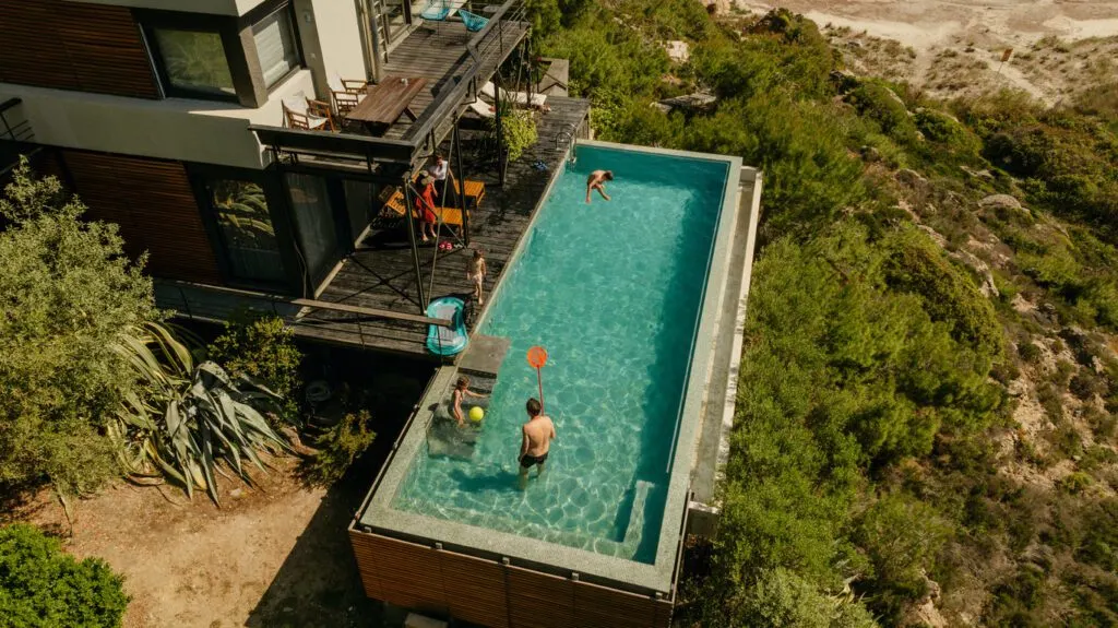 /resource/article/airbnb-horror-stories-and-how-to-avoid-them/