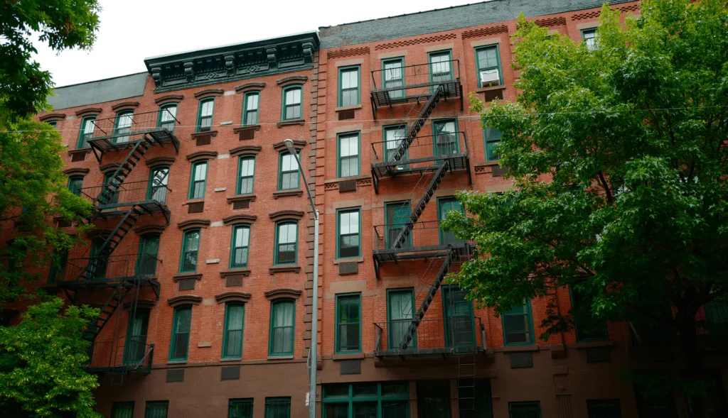 /resource/article/airbnb-horror-stories-and-how-to-avoid-them/