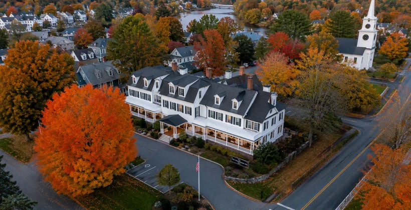 Why boutique hotels are outgrowing their PMS-only access workflows
