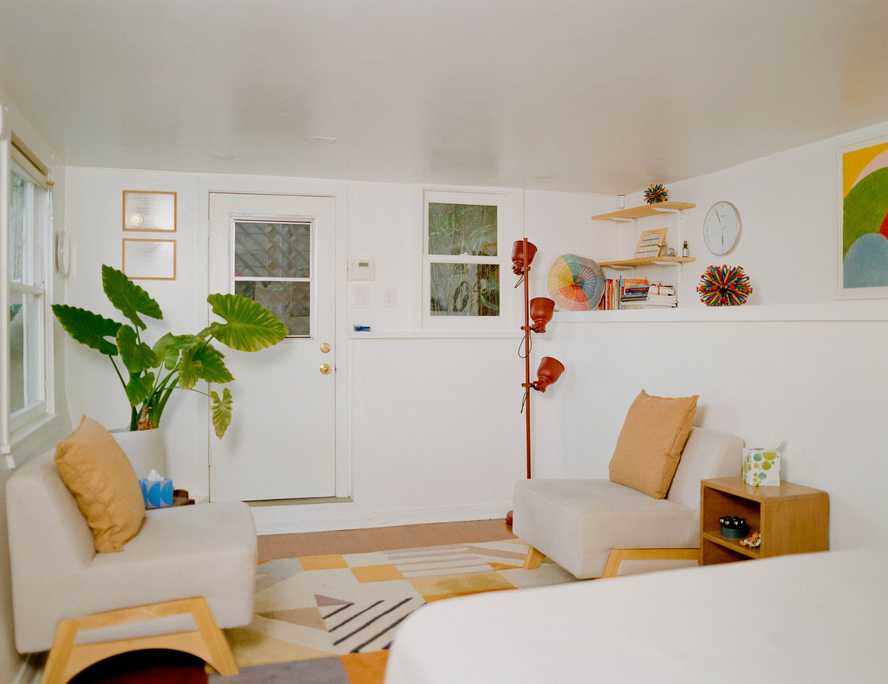Office of Jaye Fishel, a somatic therapist based in Echo Park, Los Angeles.