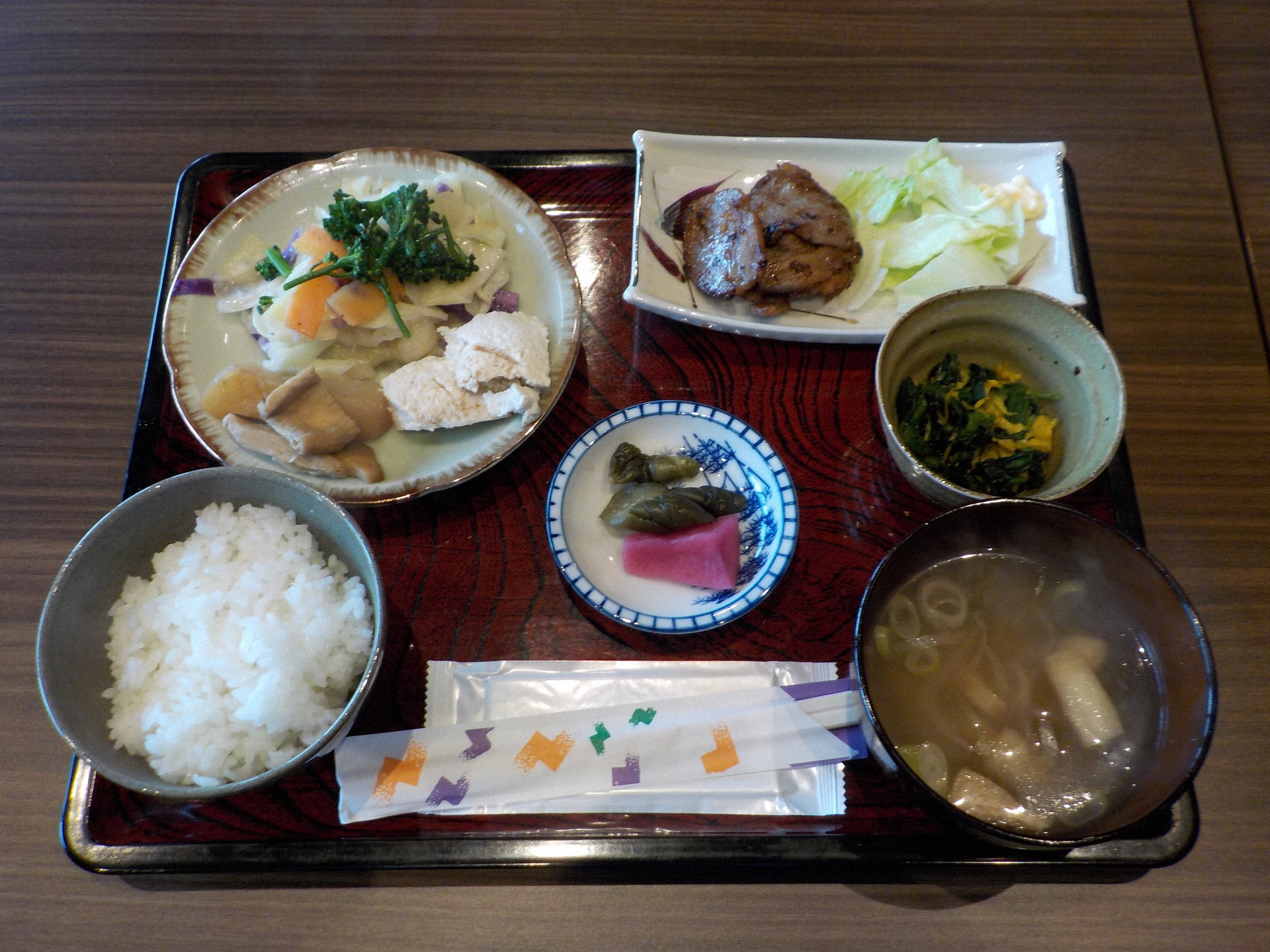 つきやの朝めし