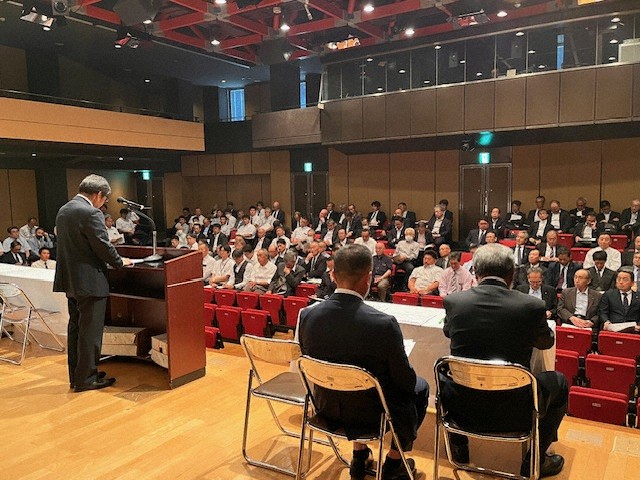 集会には、全道から農業委員会会長ら200人が出席した