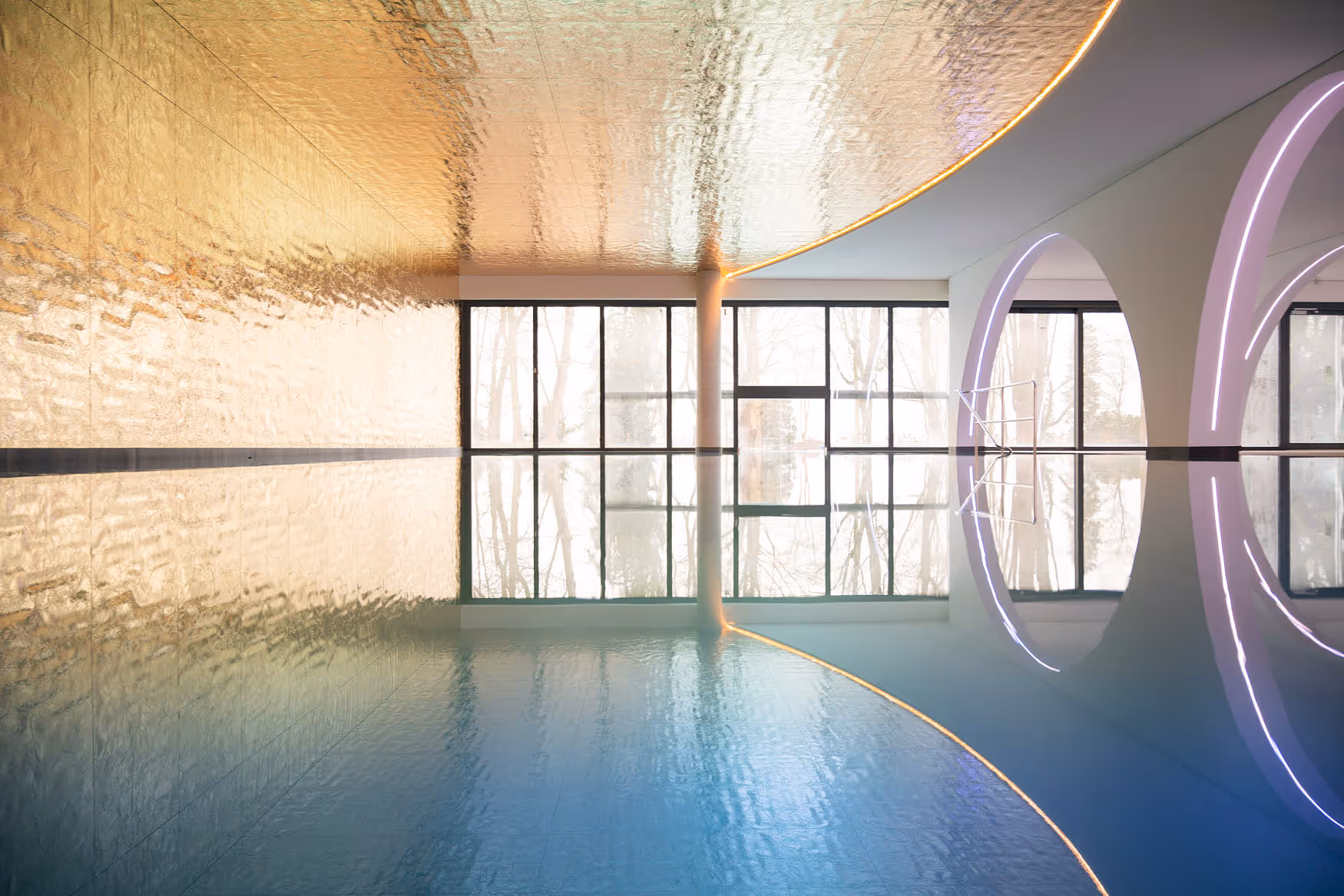 Pool- und Spa-Bereich im Buff Medical Resort am Bodensee