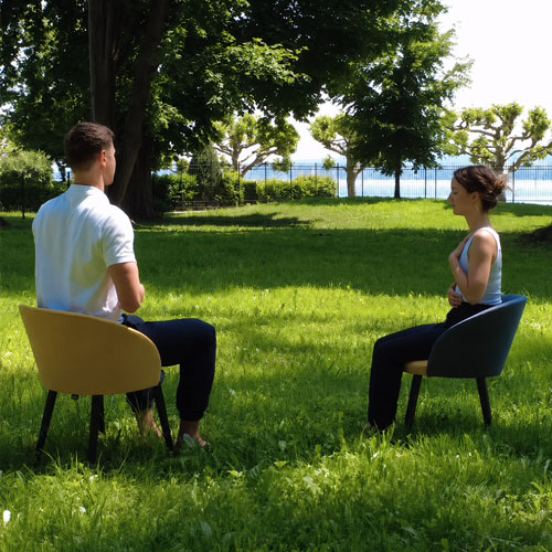 Yoga und Meditation im Park am Bodensee