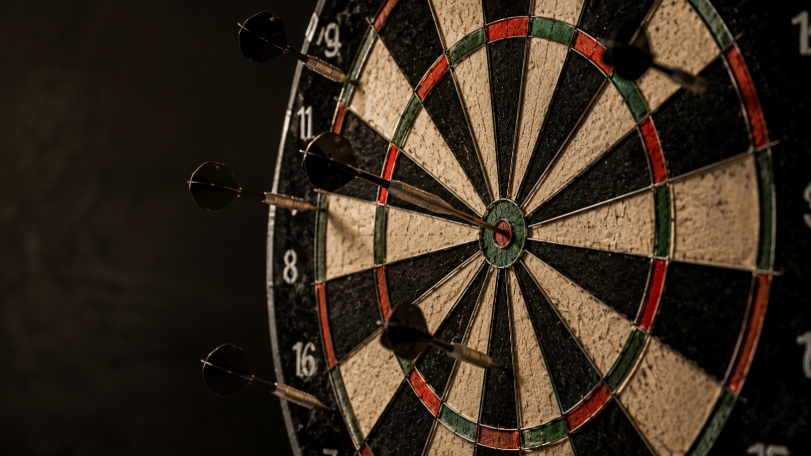 Dartscheibe – manchmal trifft KI die Mitte, manchmal nicht