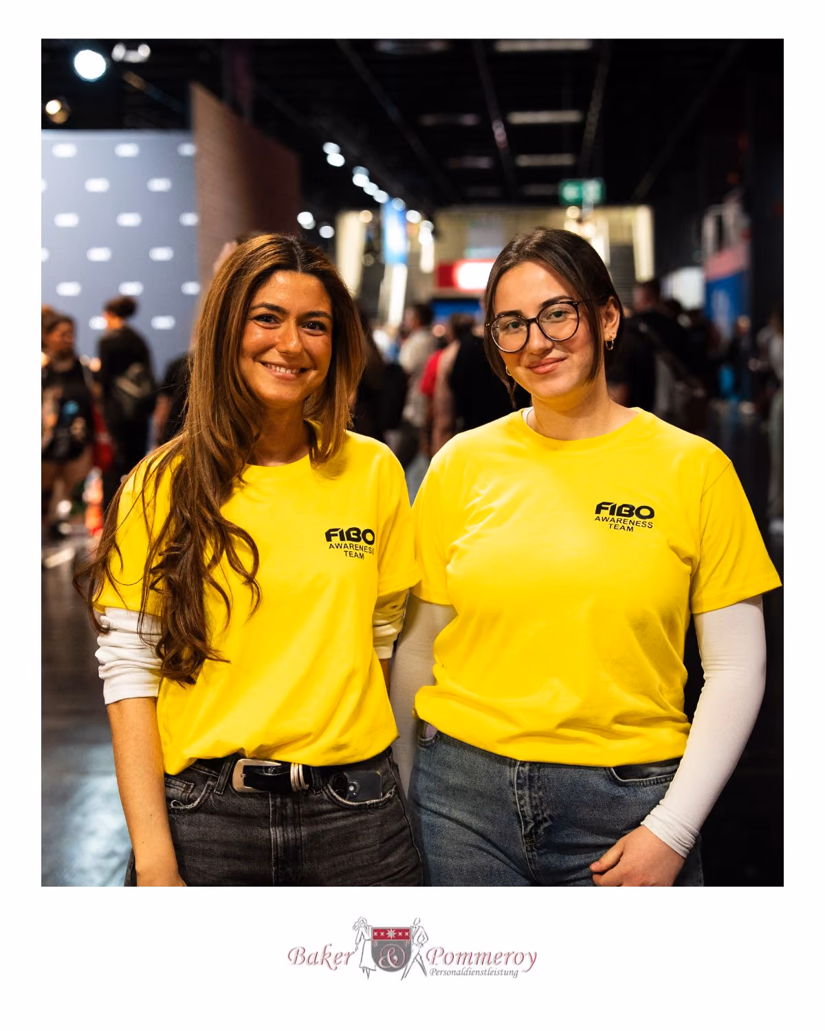 Awareness-Mitarbeiterinnen auf einer Messe