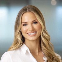 Headshot of Jennifer Reeves