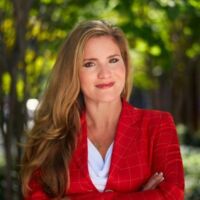 Headshot of Alexis Pomierski