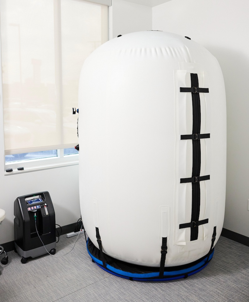 hyperbaric oxygen therapy chamber at restore and revive