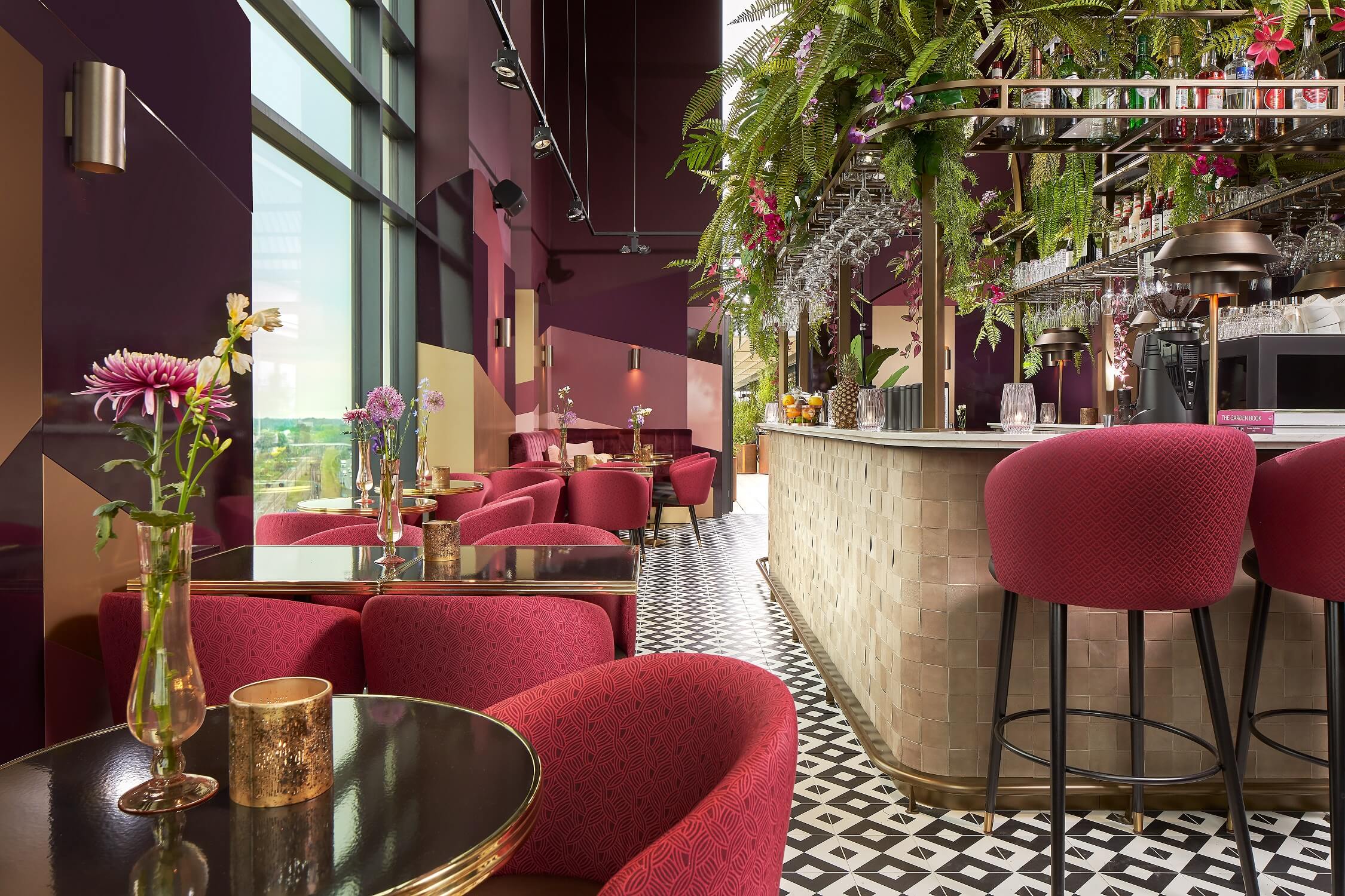 Modern hotel bar seating interior design in Den Bosch by HIP Studio