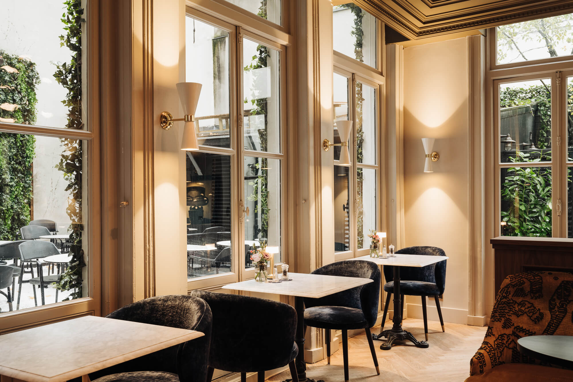 Restaurant interior design at Hotel 717 Amsterdam with natural light by HIP Studio