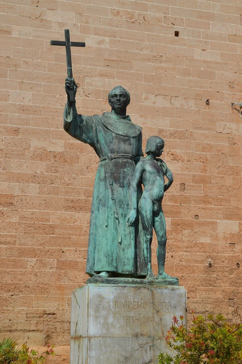junipero-serra-2257499_1280.jpg