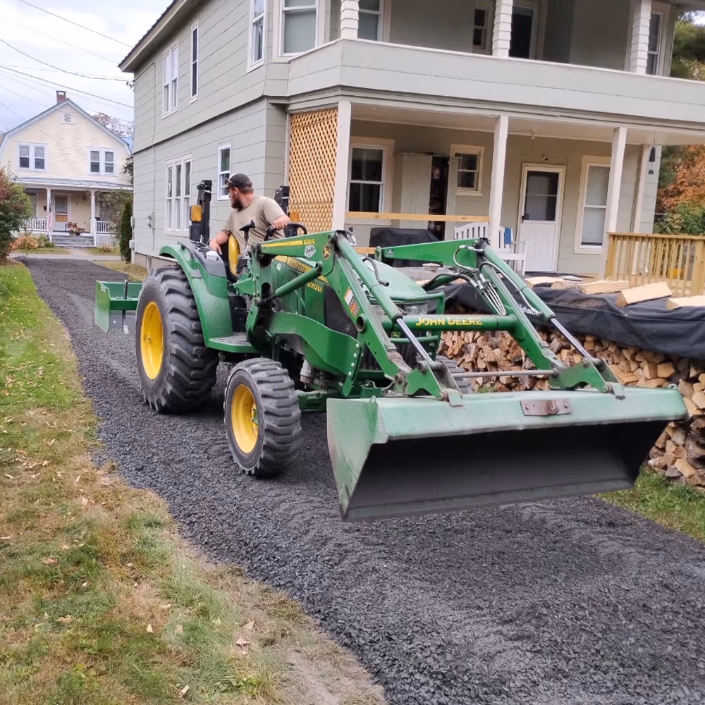 gravel driveway resurfacing Randolph Vermont