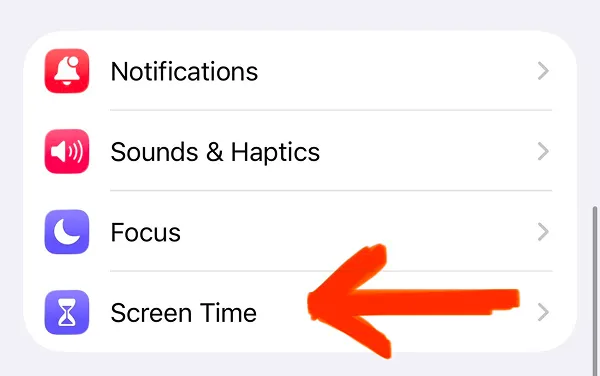 Settings menu with Focus and Screen Time options