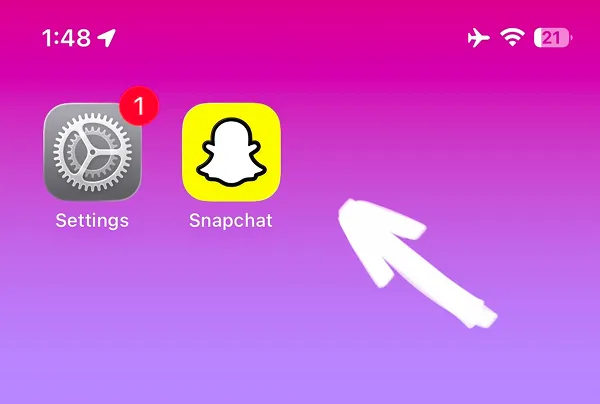 Home screen with Settings and Snapchat app icons