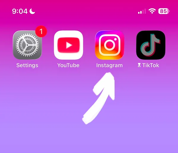 iPhone home screen showing Instagram and TikTok apps restored without X marks after limits disabled