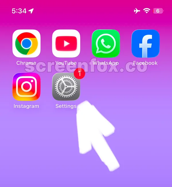 Settings app on the iPhone Home Screen — first step to change screen lock time