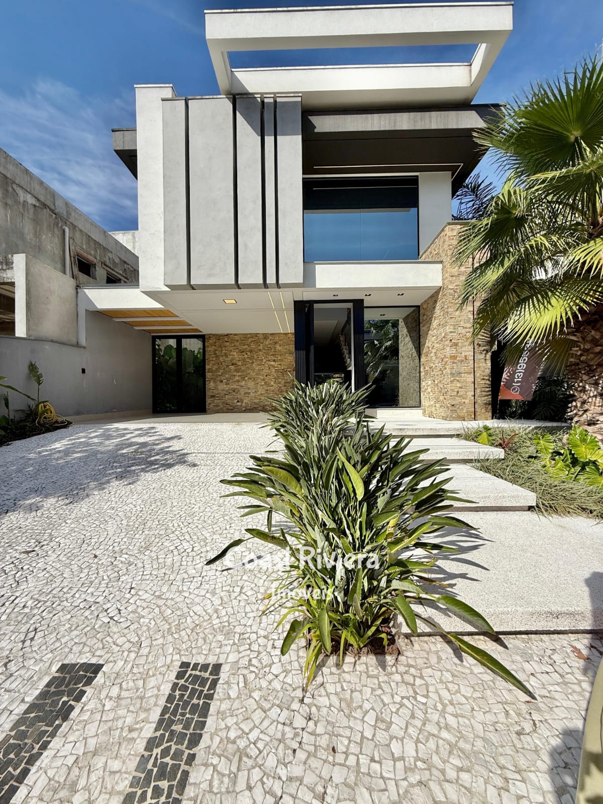 Properties Image