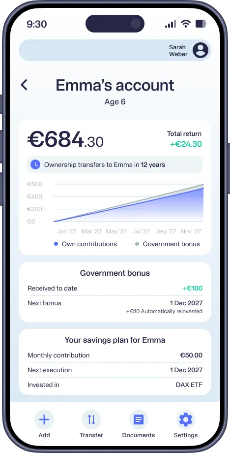 Mobile screen showing Emma's savings account balance €684.30 with government bonus and savings plan details.