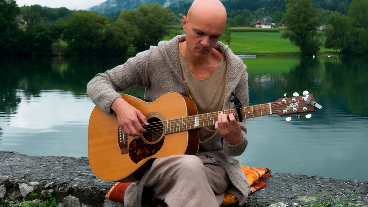 Silent Echoes video cover