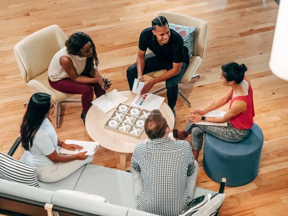 équipe d'assistants administratifs et commercials