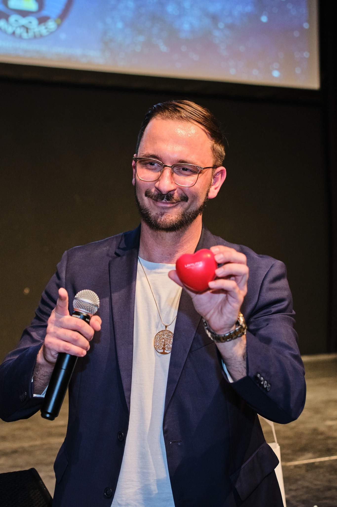 Thomas Wasik Lichter Event Hosting