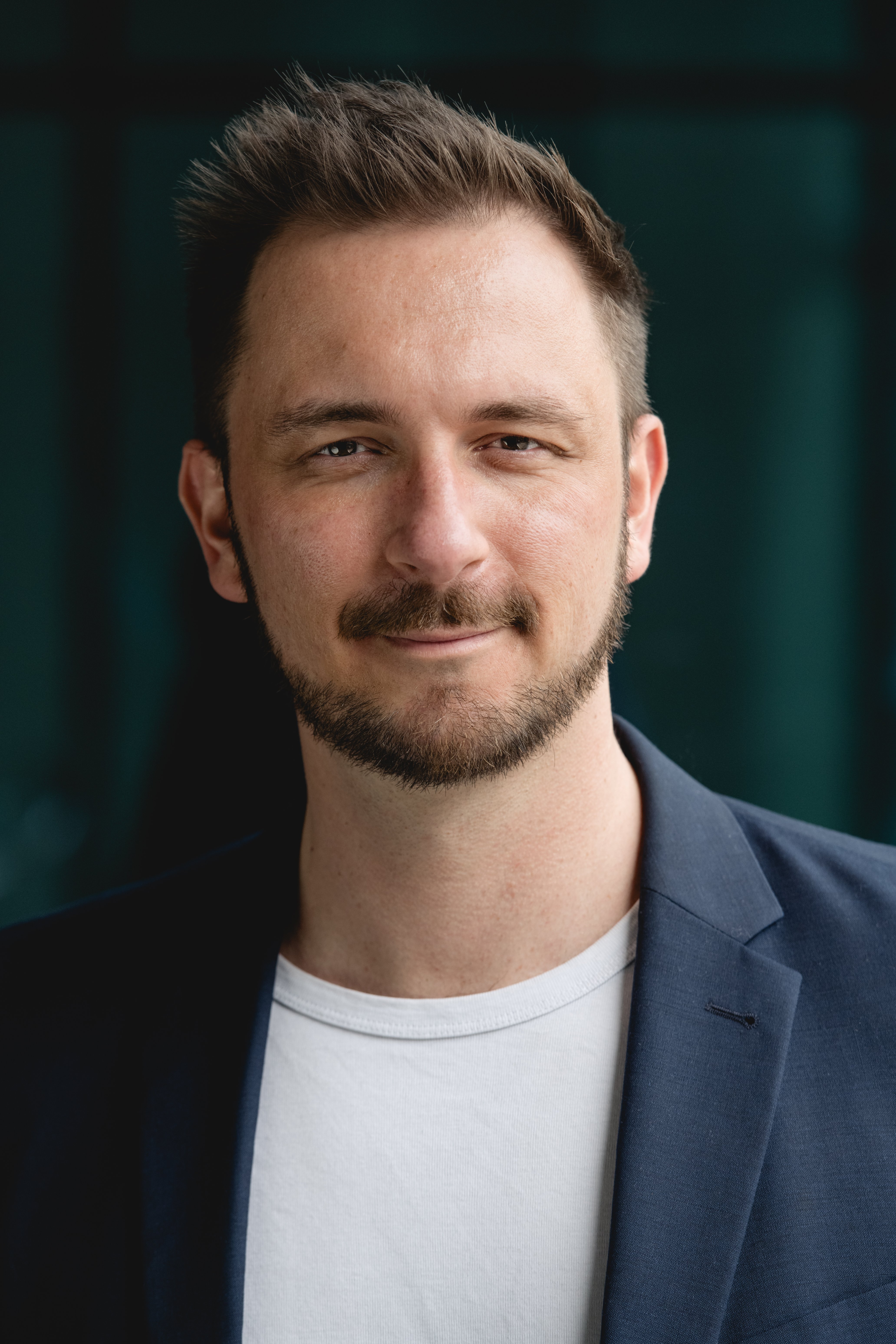Thomas Wasik Headshot
