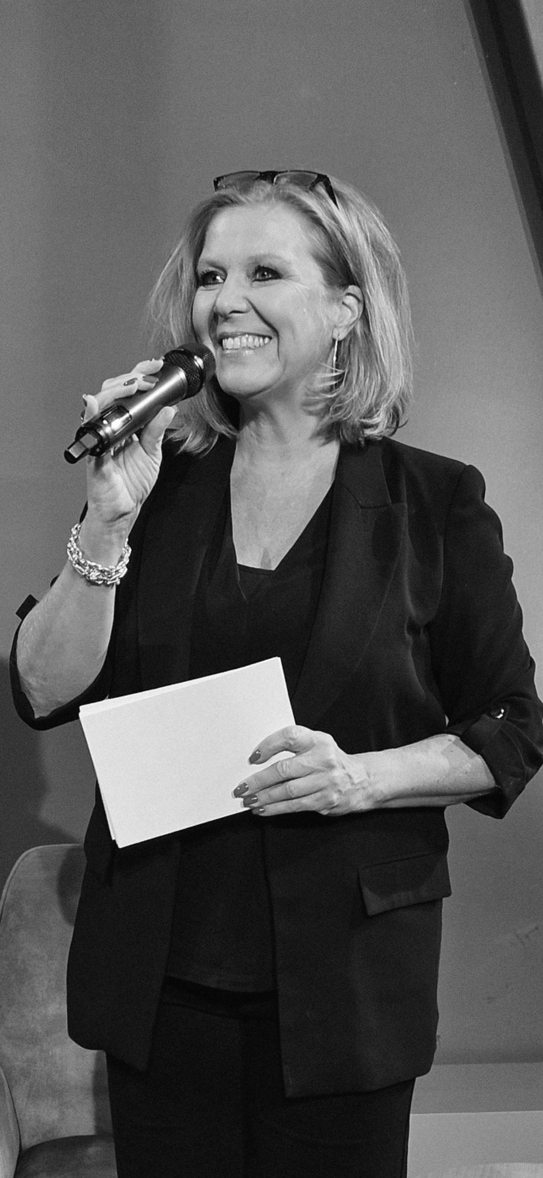 eventas host Sabine Ehlers