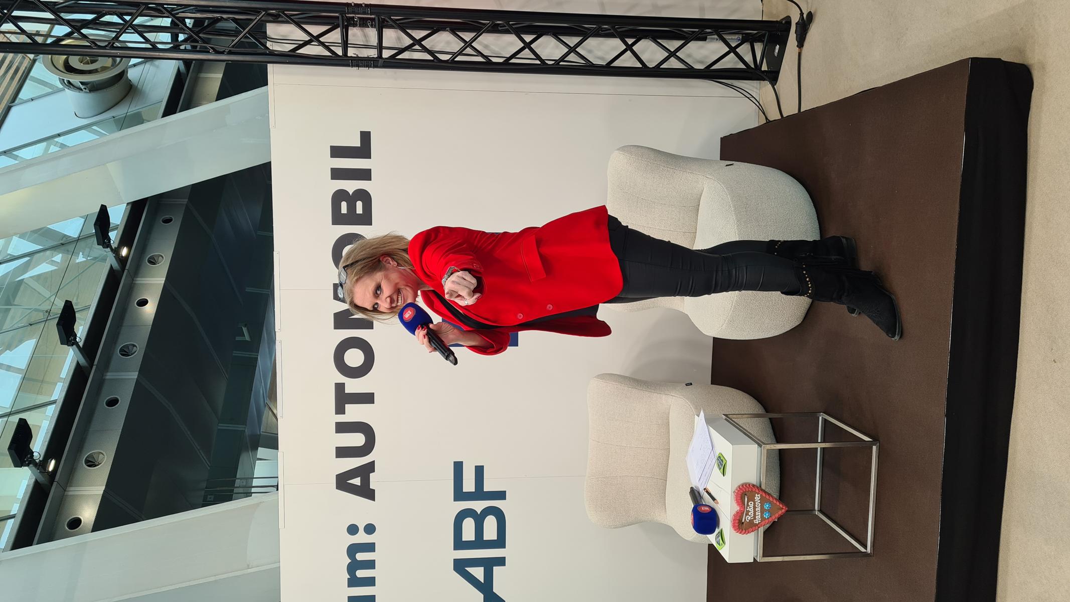 eventas host Sabine Ehlers