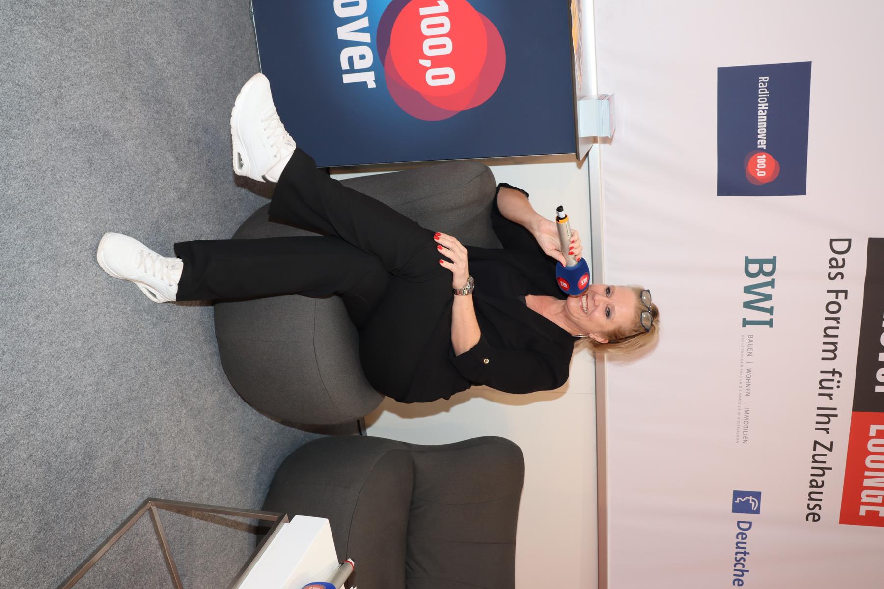eventas host Sabine Ehlers