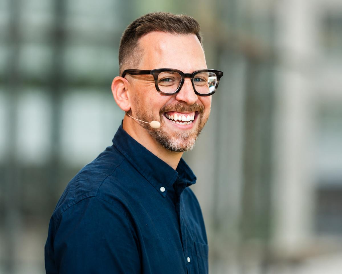 Matthias Esch – Moderator:in Köln