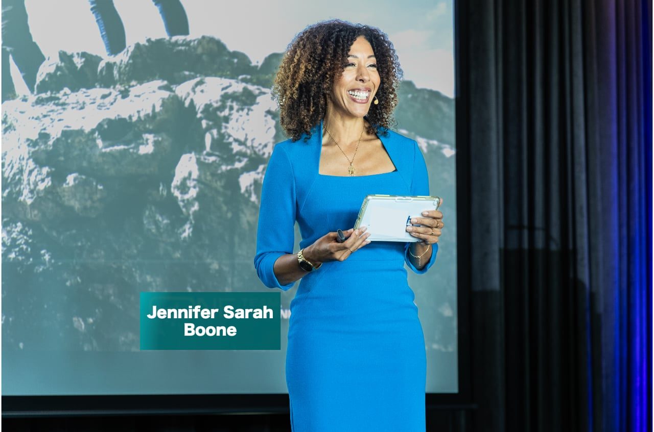 Jennifer Sarah Boone Showreel