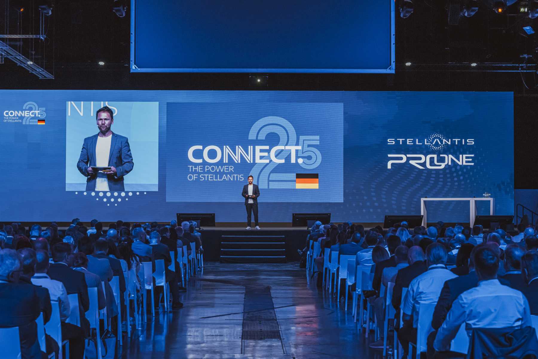 Tobias Witton hosts on the Stellantis Connect.5 stage