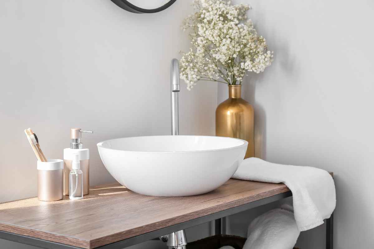 bathroom conctactor