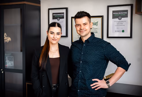 Anne Grunwald und Christian Thamm von GTS Media am Standort Lutherstadt Wittenberg