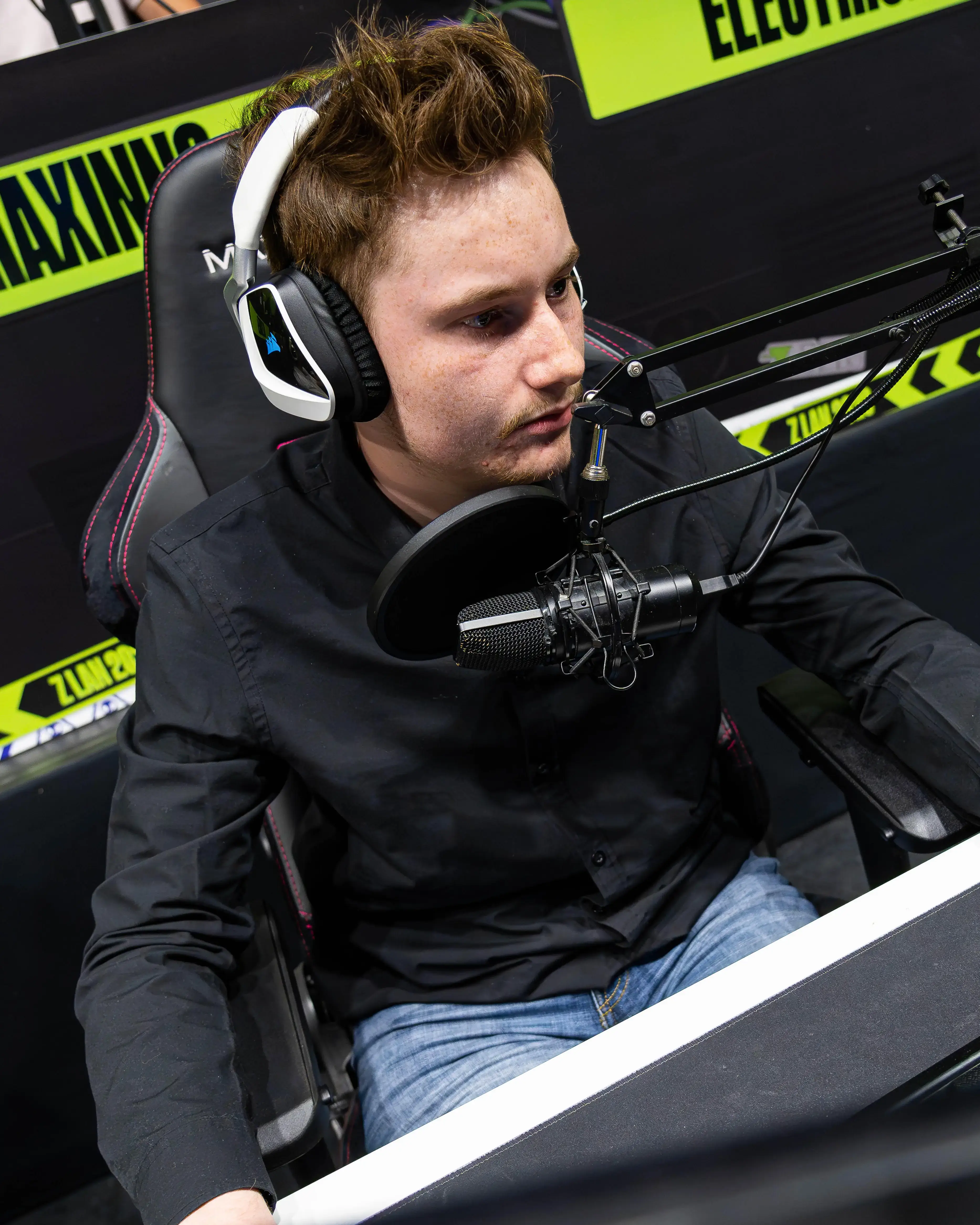 Crazy of the game streamer agence