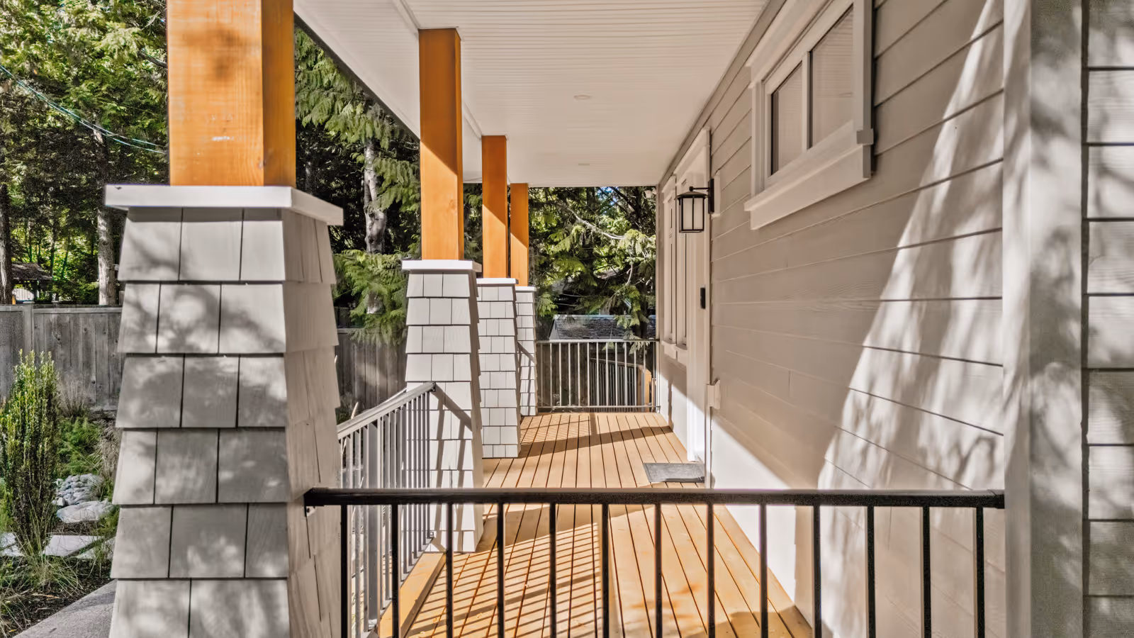 A shot of the porch at Misty Bluff