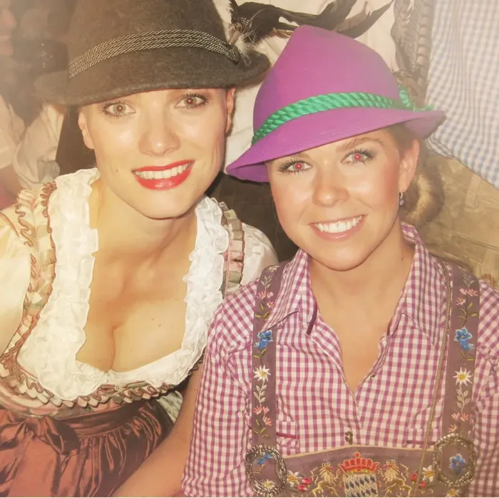 ...als ZDF-Wiesn-Reporterin für "Leute heute" mit Franziska Knuppe