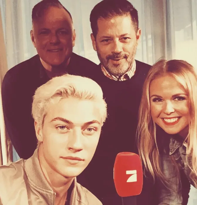 Lucky me mit Lucky Blue Smith