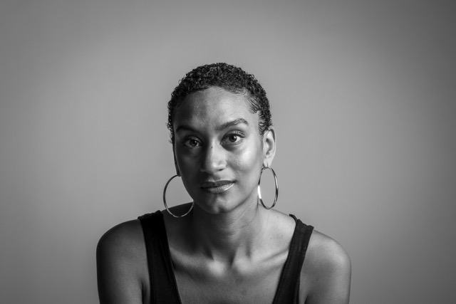 Portretfoto van Soraya Hadjar, ambassadeur