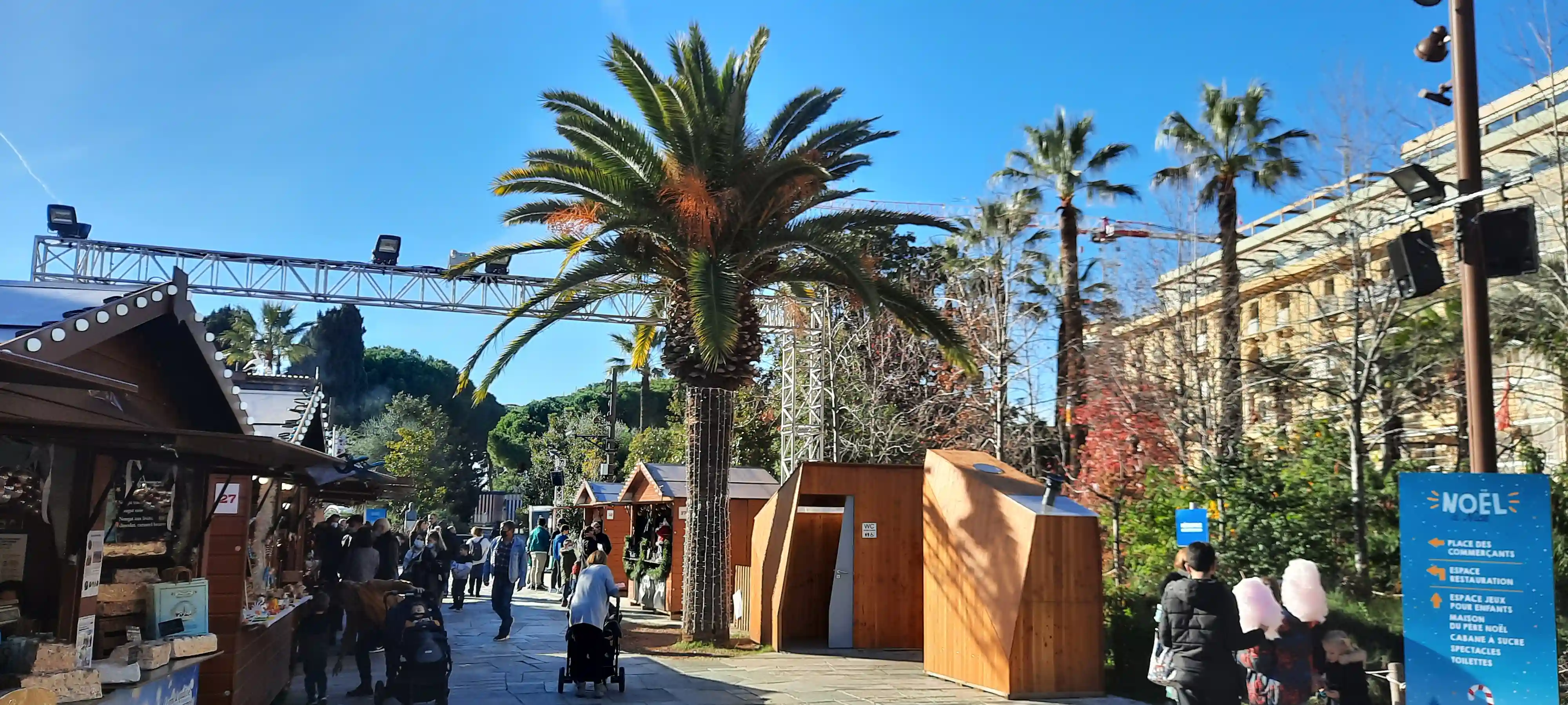 Cabine Lovely Toilettes 