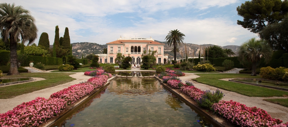 Site St-Jean-Cap-Ferrat lors de la fête de la rose