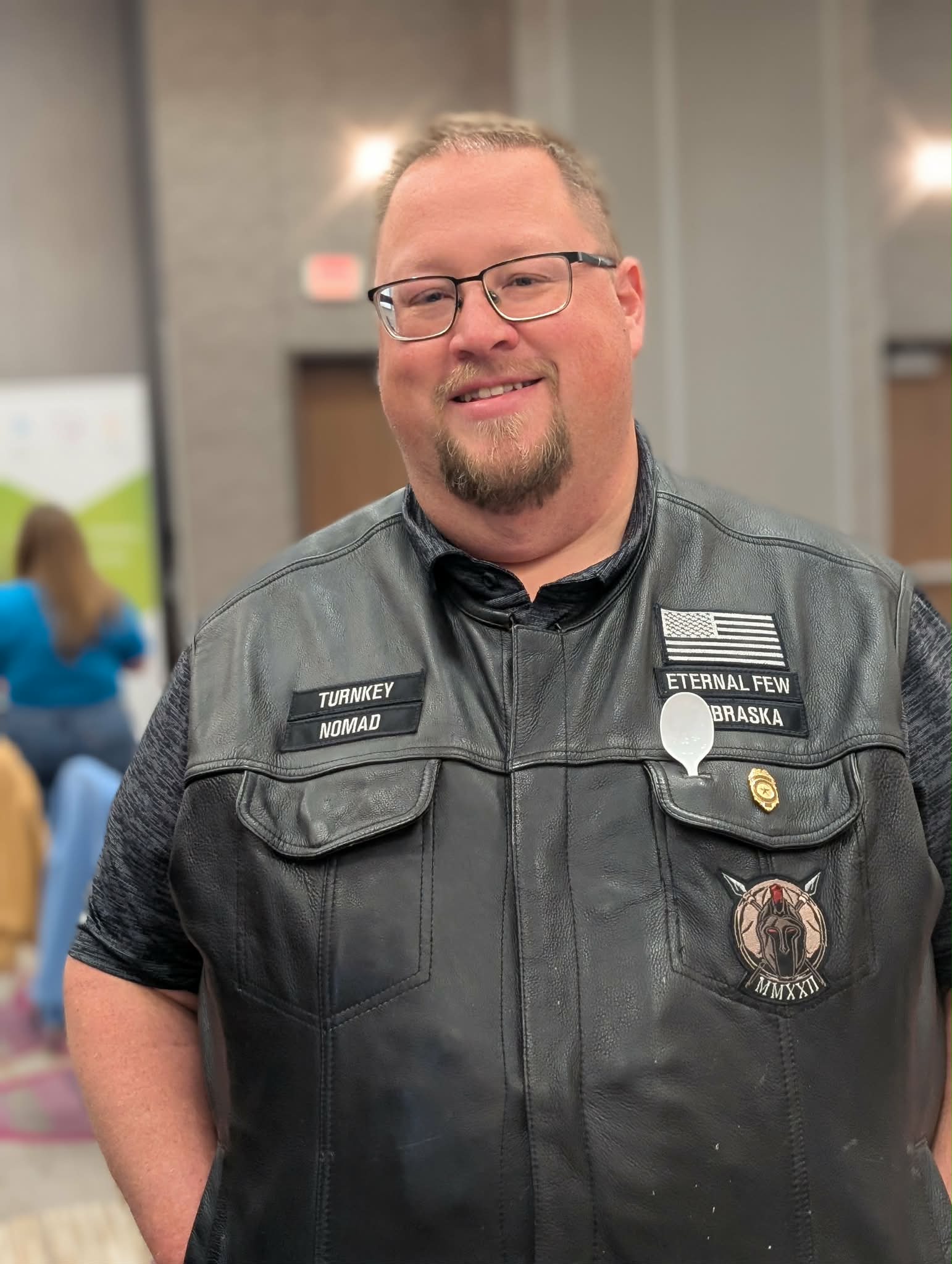 image of guitar rack (photography)