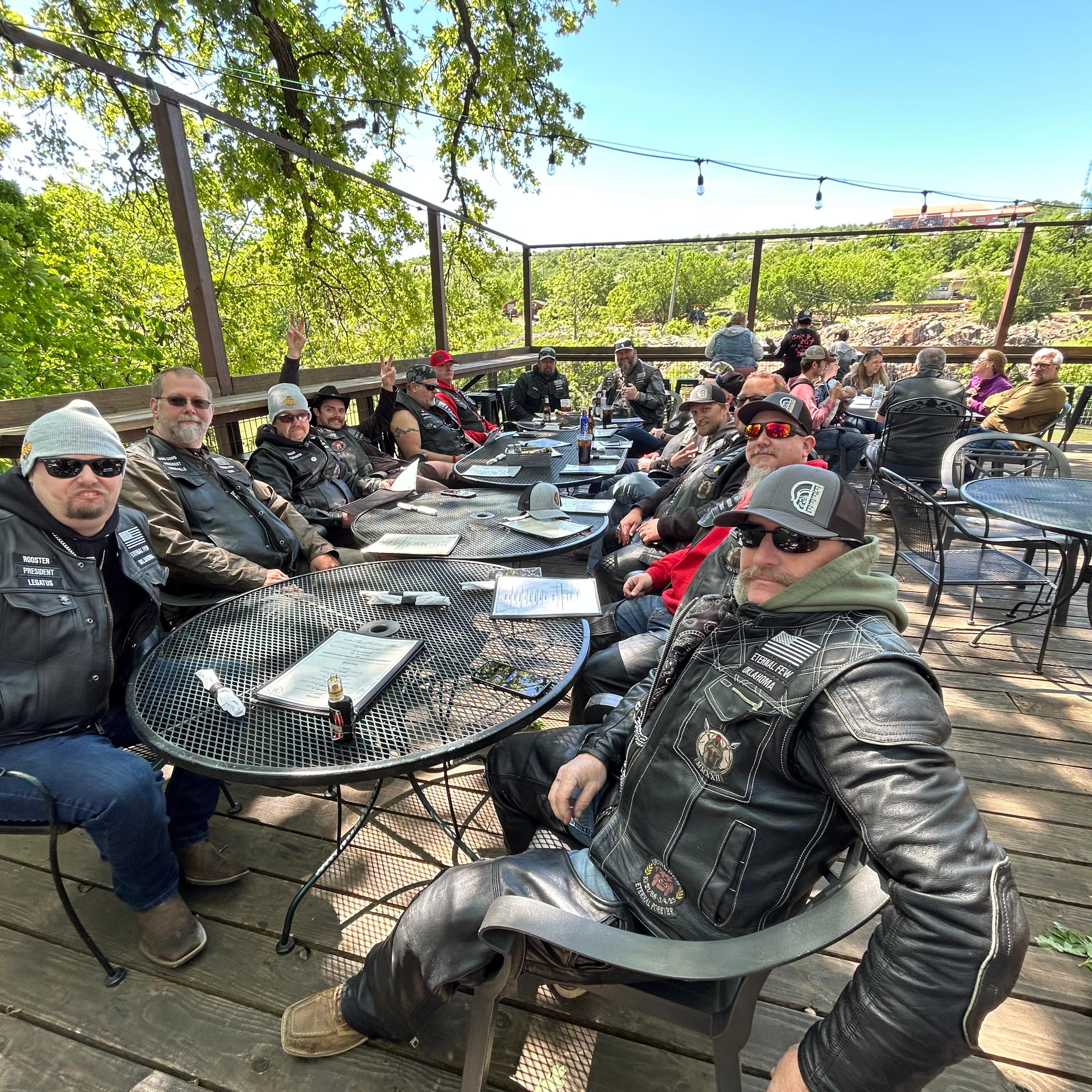 image of guitar rack (photography)
