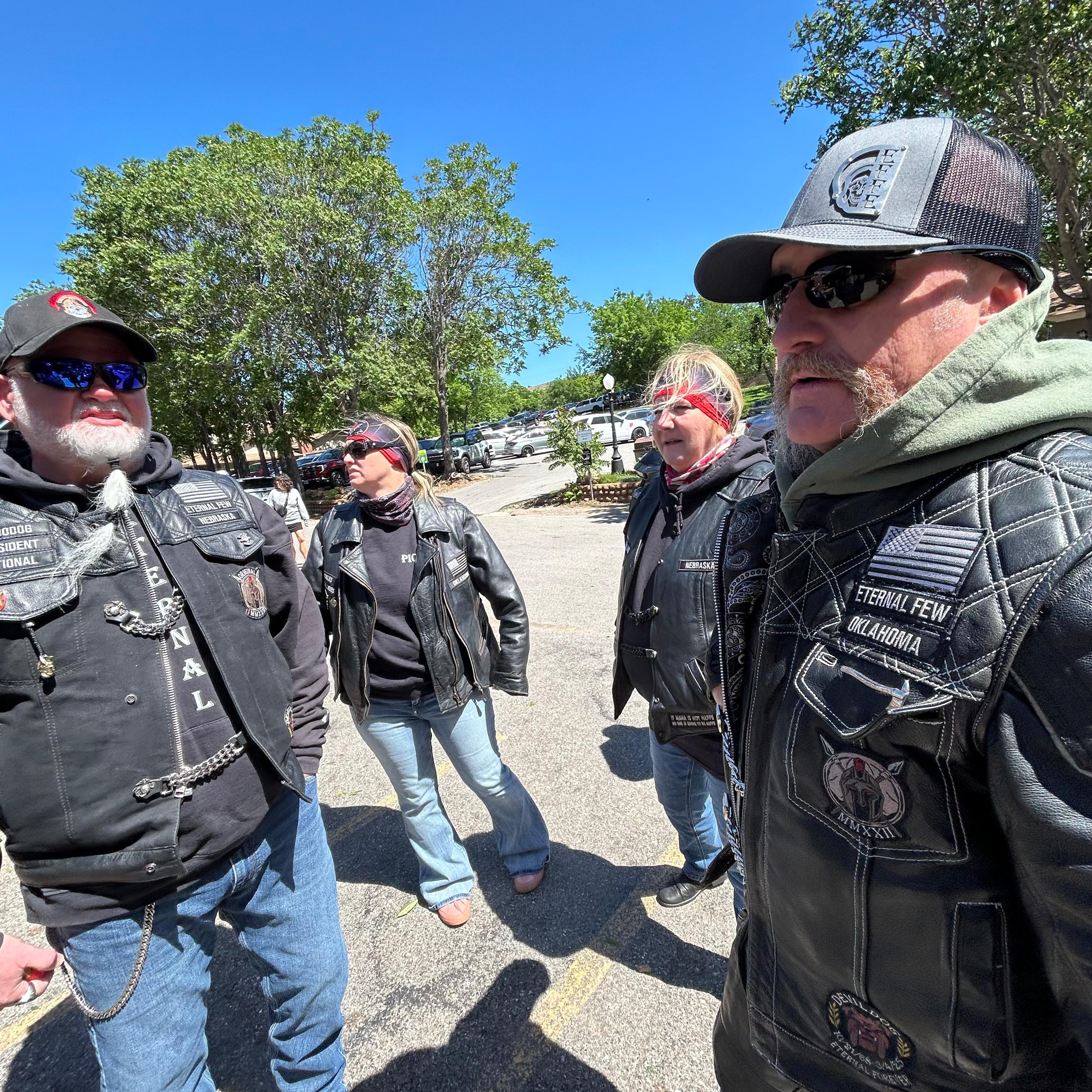image of guitar rack (photography)